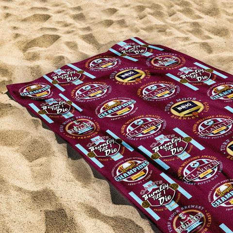 Burnley - Football Legends - Microfibre Beach Towel - 150cm x 75cm
