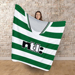 Celtic Retro - 2001 Home Shirt - Personalised Retro Fleece Blanket