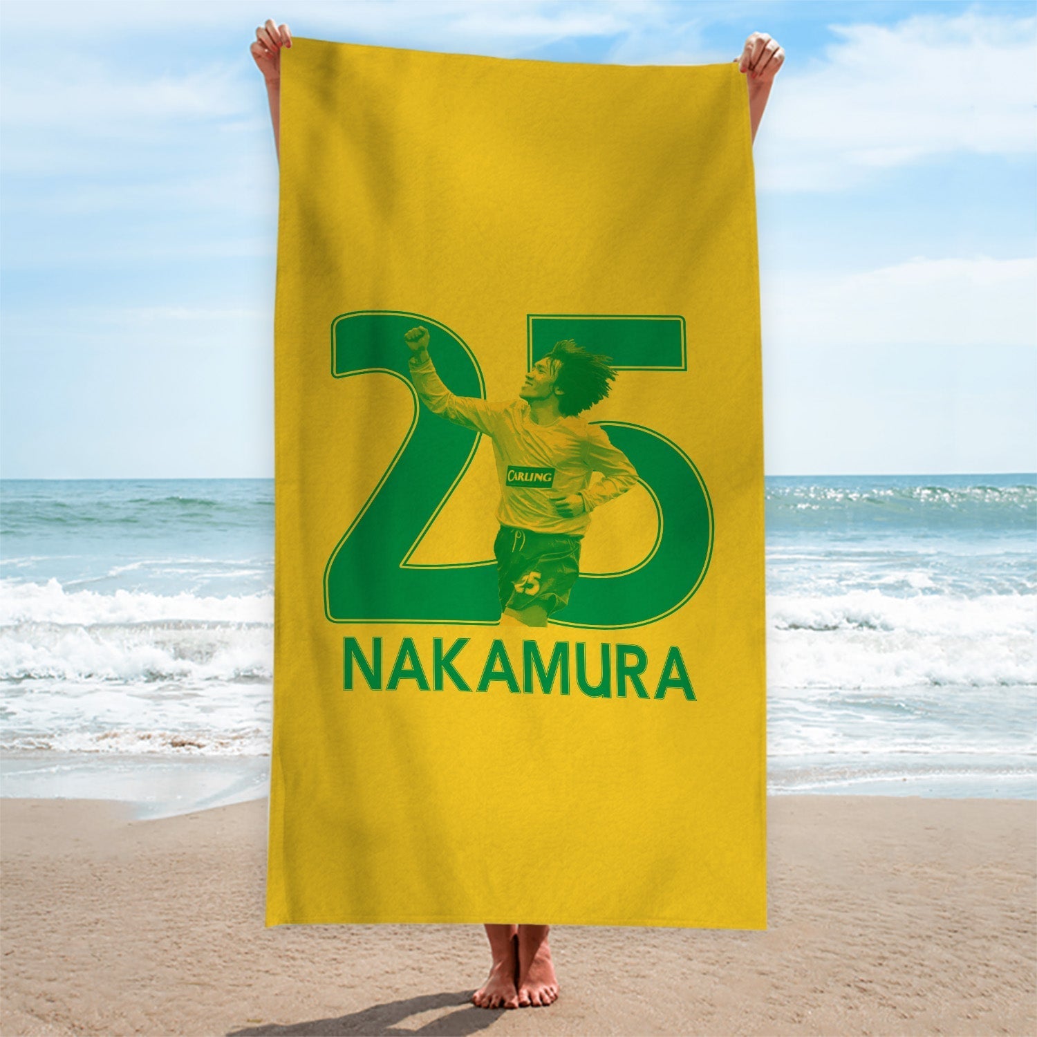 Celtic Nakamura 25 - Football Legends - Beach Towel - 150cm x 75cm