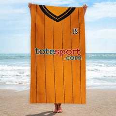 Hull Retro - 2009 - Home Shirt - Personalised Retro Lightweight, Microfibre Beach Towel - 150cm x 75cm
