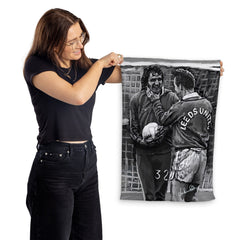 Lee Buccilli - Clough Choke - Microfibre Tea Towel