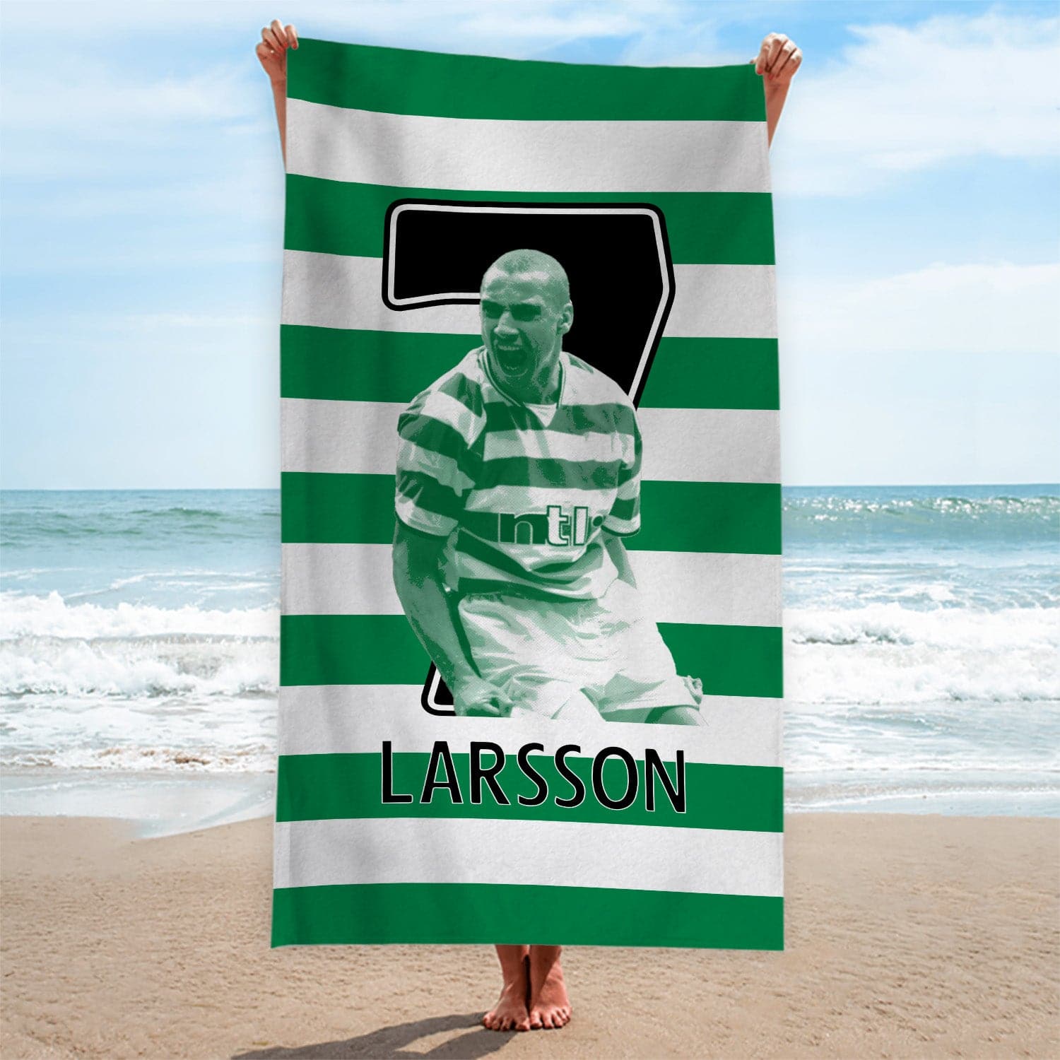 Celtic Larsson 7 - Football Legends - Beach Towel - 150cm x 75cm