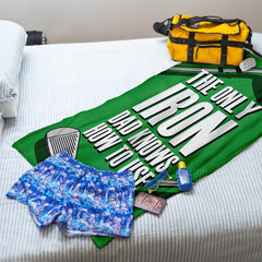 Father's Day Golf Iron - Lightweight, Microfibre Retro Beach Towel - 150cm x 75cm