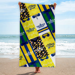 Leeds - Retro Shirt Montage - Retro Lightweight, Microfibre Beach Towel - 150cm x 75cm