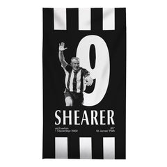 Newcastle Shearer 9 - Football Legends - Beach Towel - 150cm x 75cm