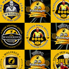 Wolverhampton - Football Legends - Microfibre Beach Towel - 150cm x 75cm